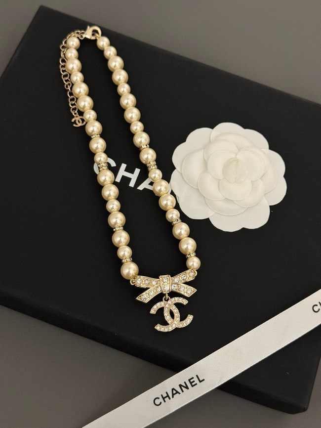 Chanel necklace CE15404