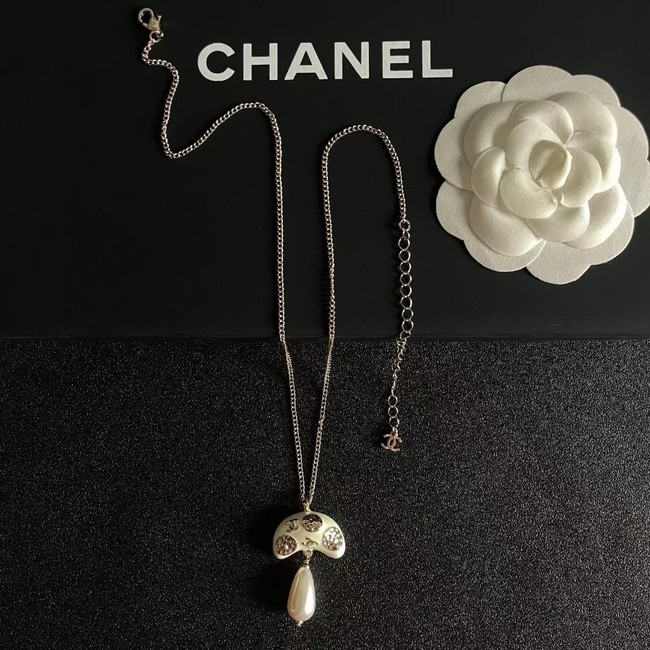 Chanel necklace CE15452