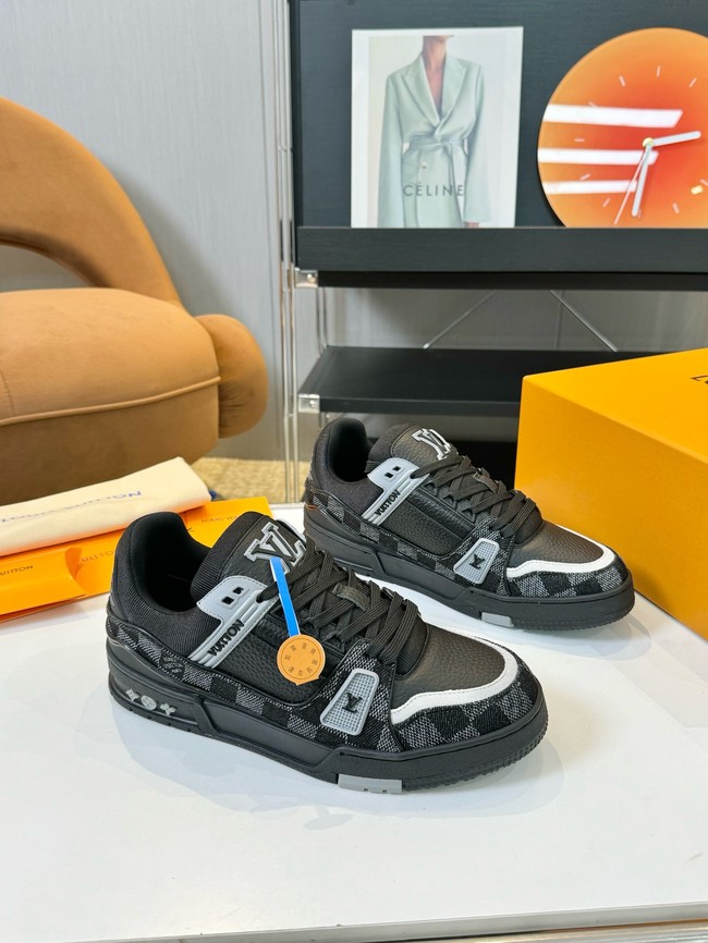 Louis Vuitton Sneakers 55309-2