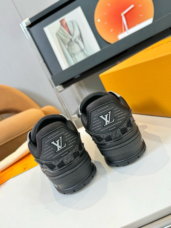 Louis Vuitton Sneakers 55309-2