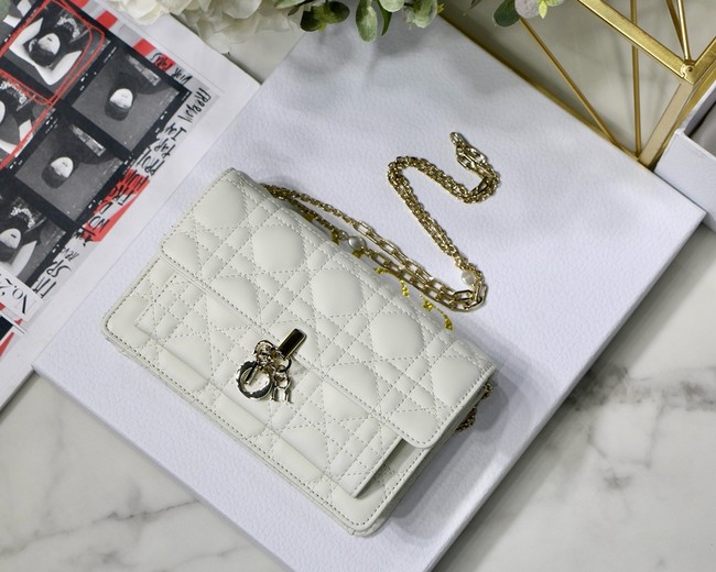 My Dior Mini Bag Cannage Lambskin S3105N white