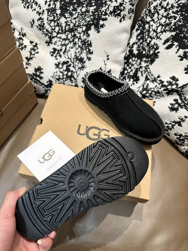 UGG Couple Shoes UGS00190