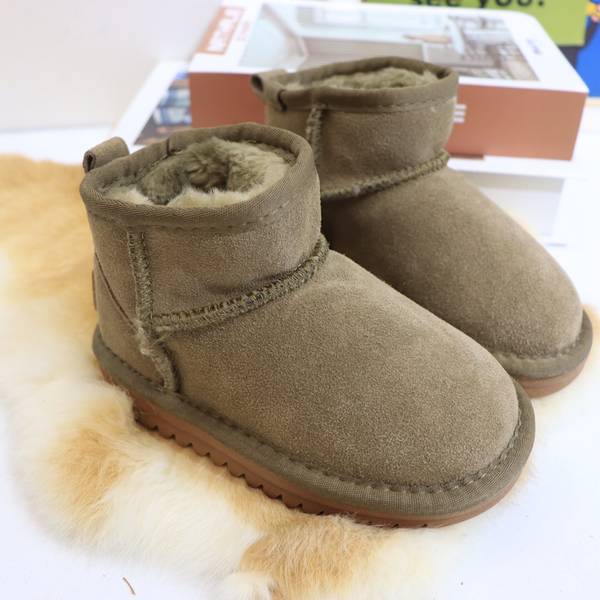 UGG Children