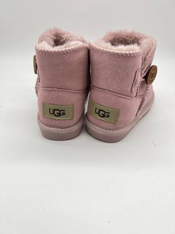 UGG Children