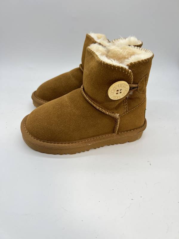 UGG Children