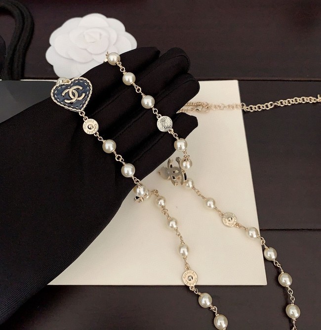 Chanel necklace CE15598