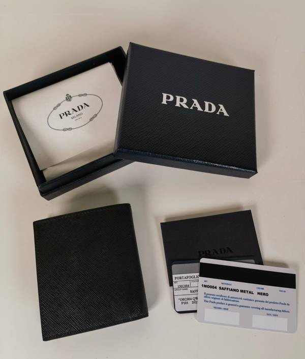 Prada Wallet PRW00001