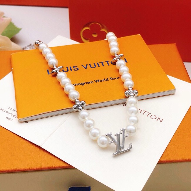 Louis Vuitton necklace CE15604