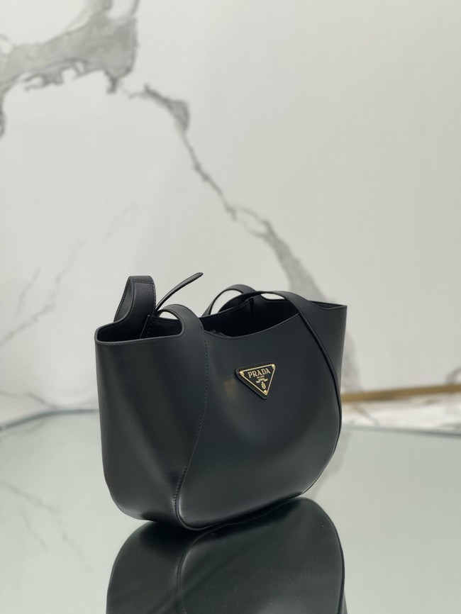 Prada medium leather tote bag 1BG483 black