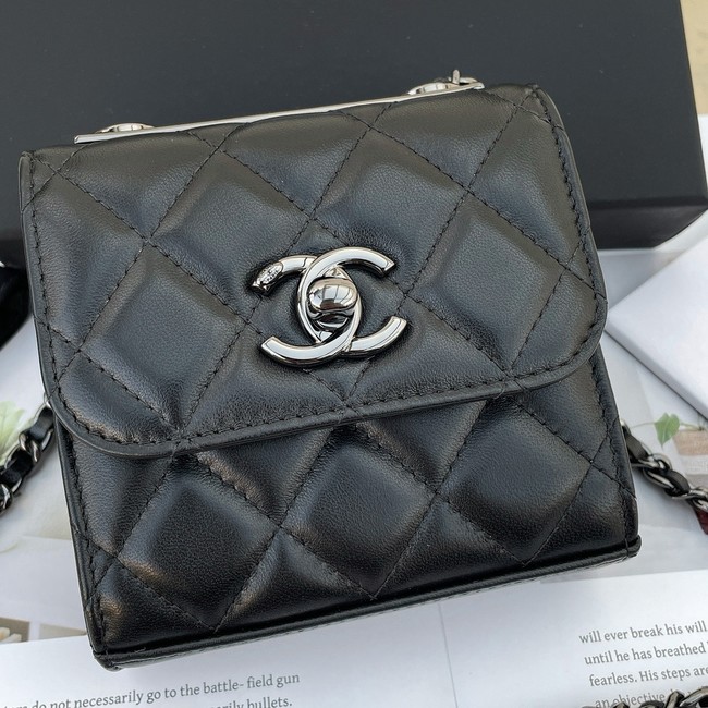 Chanel CLUTCH WITH CHAIN A81633 black