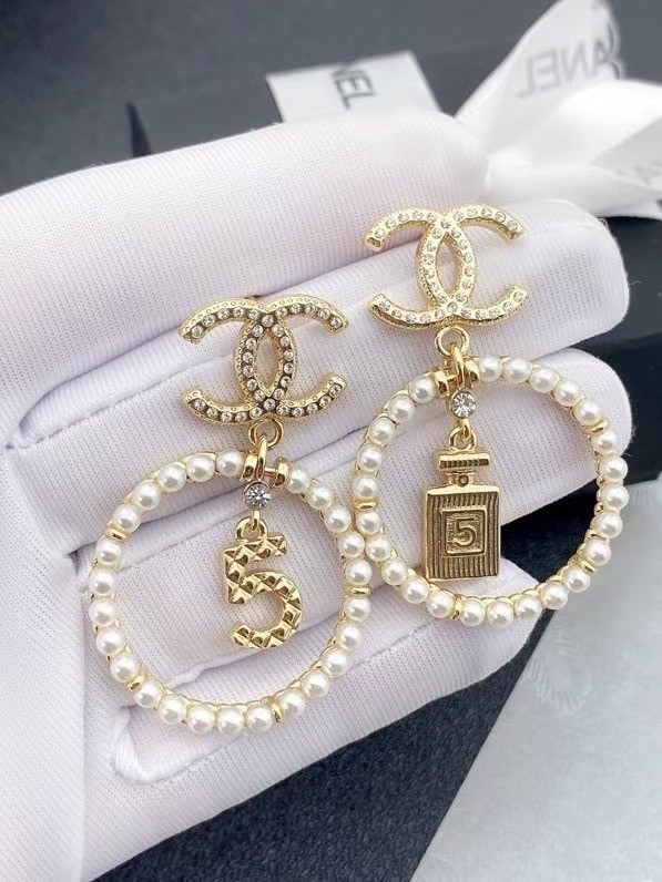 Chanel Earrings CE15639