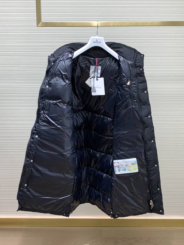 Moncler Top Quality Down Jacket MOY00413