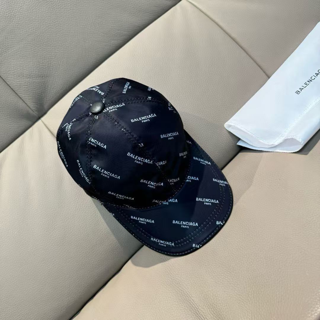 Balenciaga Hat BH56320