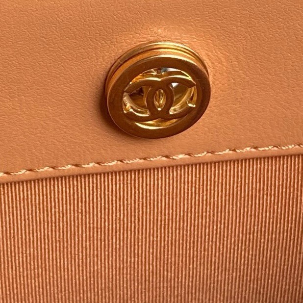 Chanel SMALL SHOPPING BAG AS5192 Camel