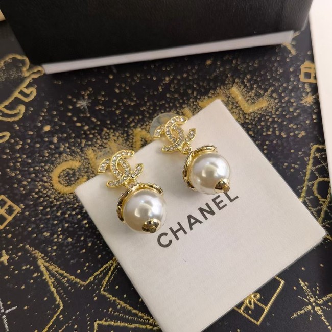 Chanel Earrings CE15711