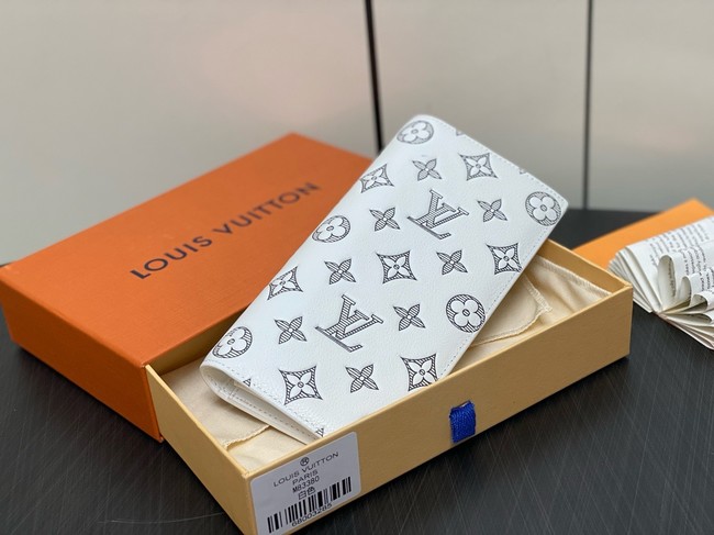 Louis Vuitton Brazza Wallet M81335 white