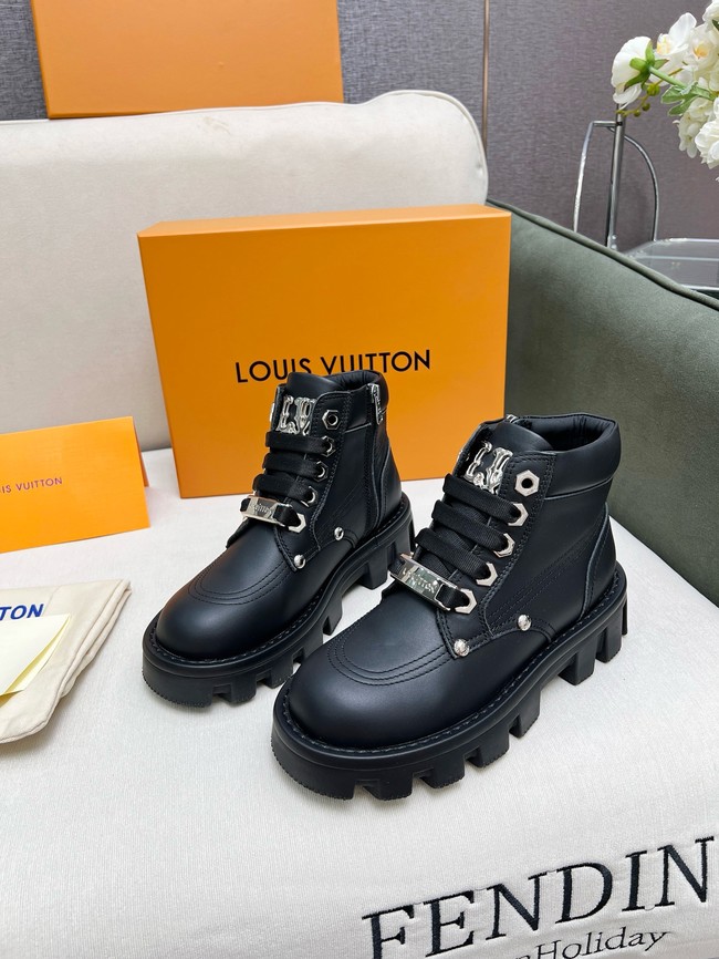 Louis Vuitton WOMENS SHORT BOOTS 55727-1