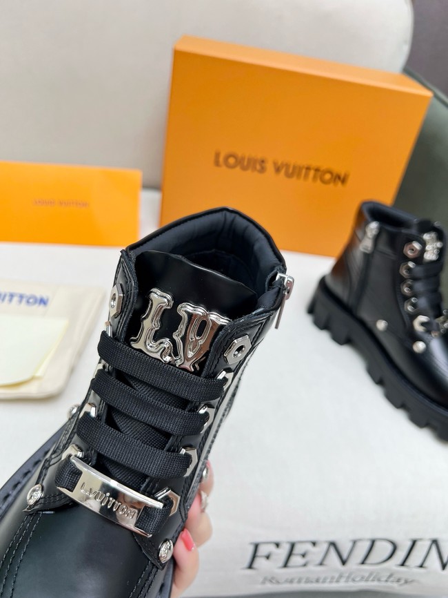 Louis Vuitton WOMENS SHORT BOOTS 55727-4