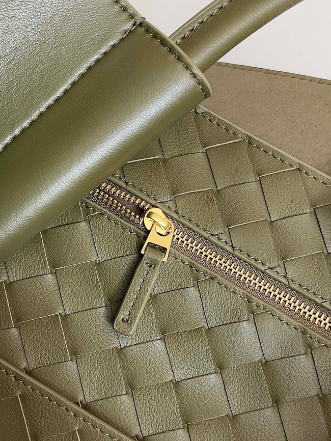 Bottega Veneta Large Andiamo Silky calfskin 806010 Olive oil