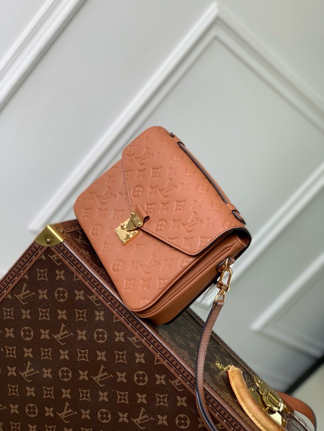 Louis Vuitton Pochette Metis M12711 Cognac Brown