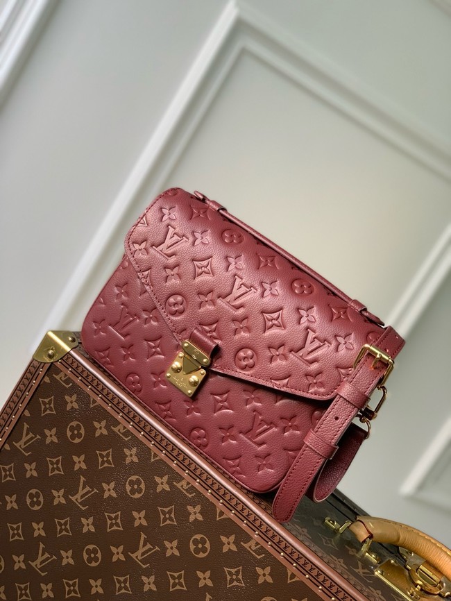 Louis Vuitton Pochette Metis M41487 wine red