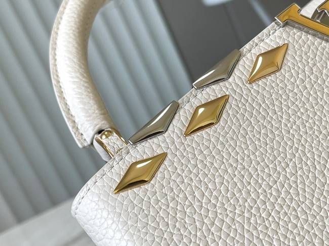 Louis Vuitton Capucines MM M12135 white