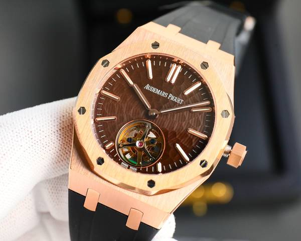 Audemars Piguet Watch APW00083