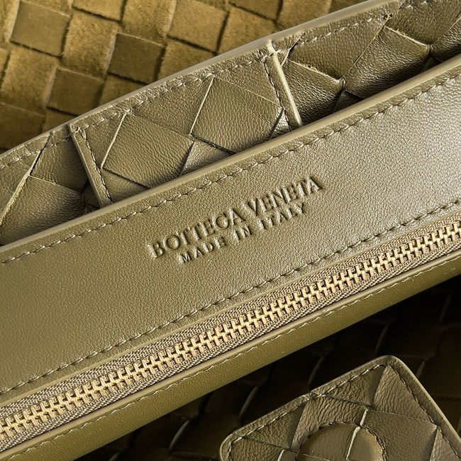 Bottega Veneta Medium Andiamo 766016 Olive oil