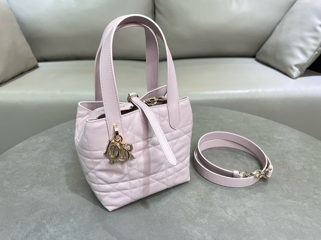 Small Dior Toujours Vertical Tote Bag pink Macrocannage Calfskin M2835OSNW