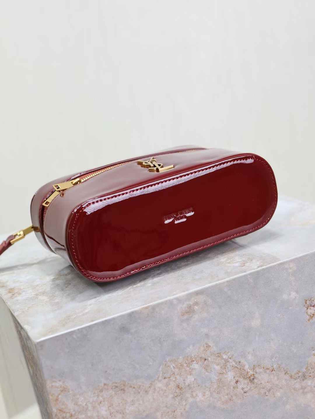 Saint Laurent Original Patent Leather Bag 7429233 Dark Red Wine