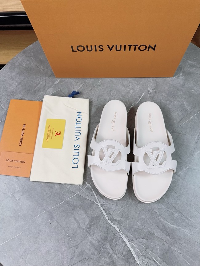 Louis Vuitton Sandals 55766-3