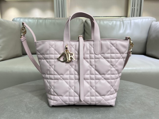 Medium Dior Toujours Vertical Tote Bag Macrocannage Calfskin M2836OSNW pink