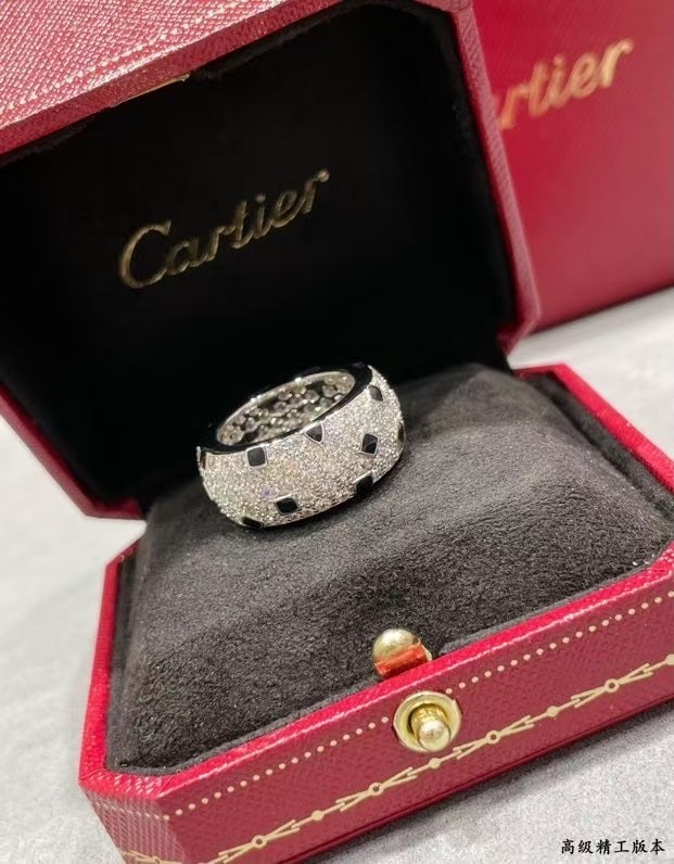 Cartier ring CE16066