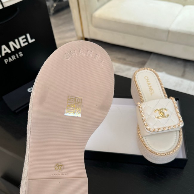 Chanel WOMENS SANDAL 55847-8