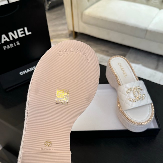 Chanel WOMENS SANDAL 55847-18