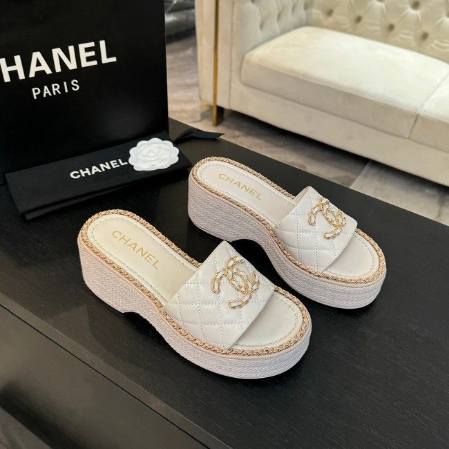 Chanel WOMENS SANDAL 55847-18