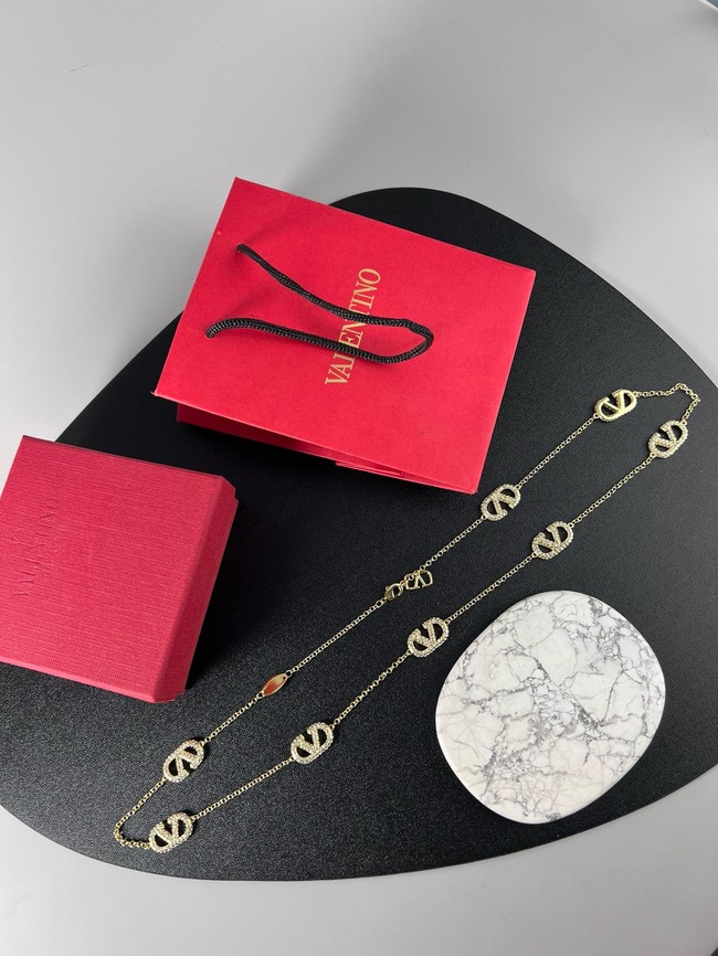 Valentino necklace CE16871