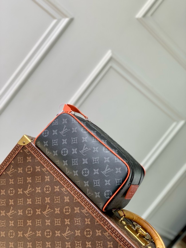 Louis Vuitton Dopp Kit M15246 Black