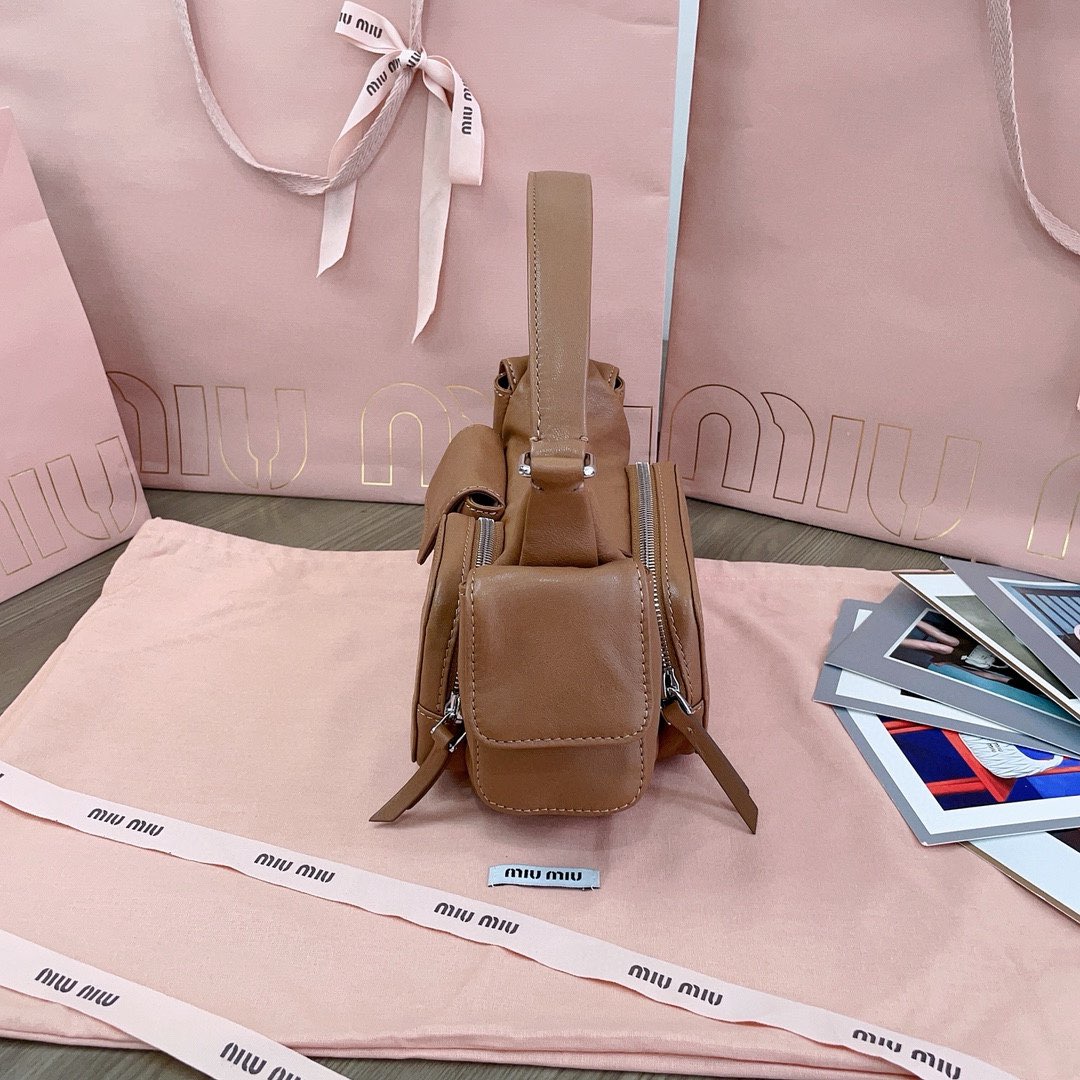 MIU MIU Original Leather Top Handle Bag 5BC146 Brown MIU MIU Original Leather Top Handle Bag 5BC146 Brown