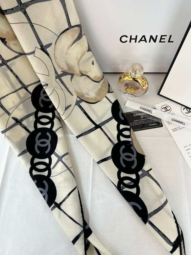 Chanel Shawl Cashmere and Silk 06389