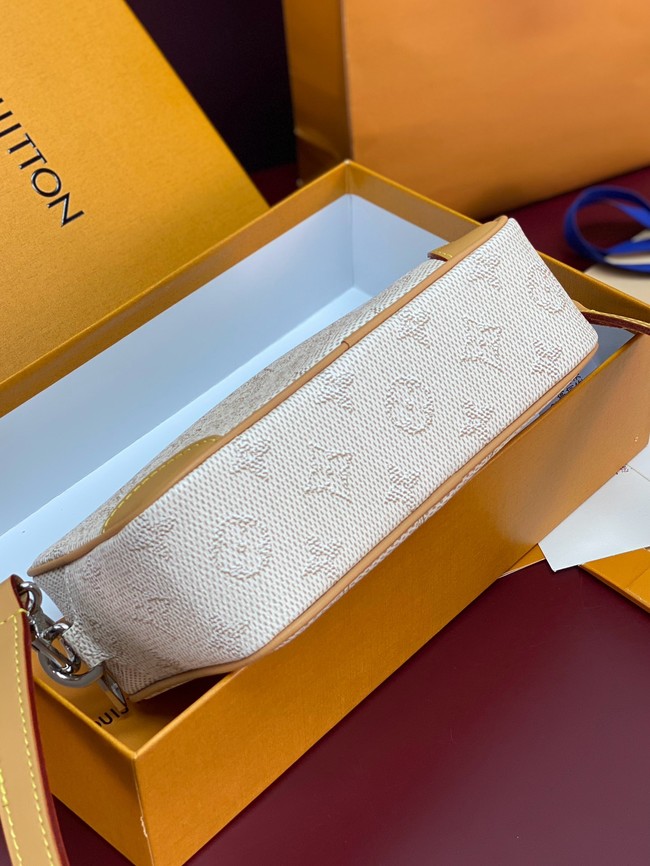 Louis Vuitton Trocadero Wearable Wallet M14058 white