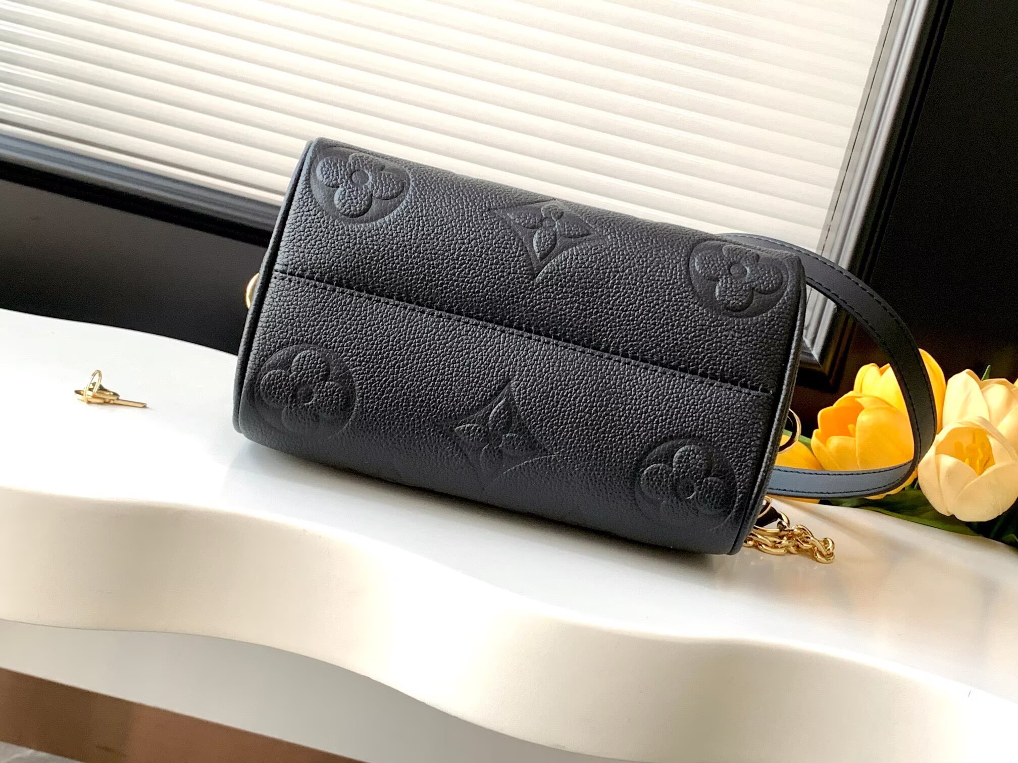 Louis Vuitton Speedy Bandouliere 25 M14043 Black