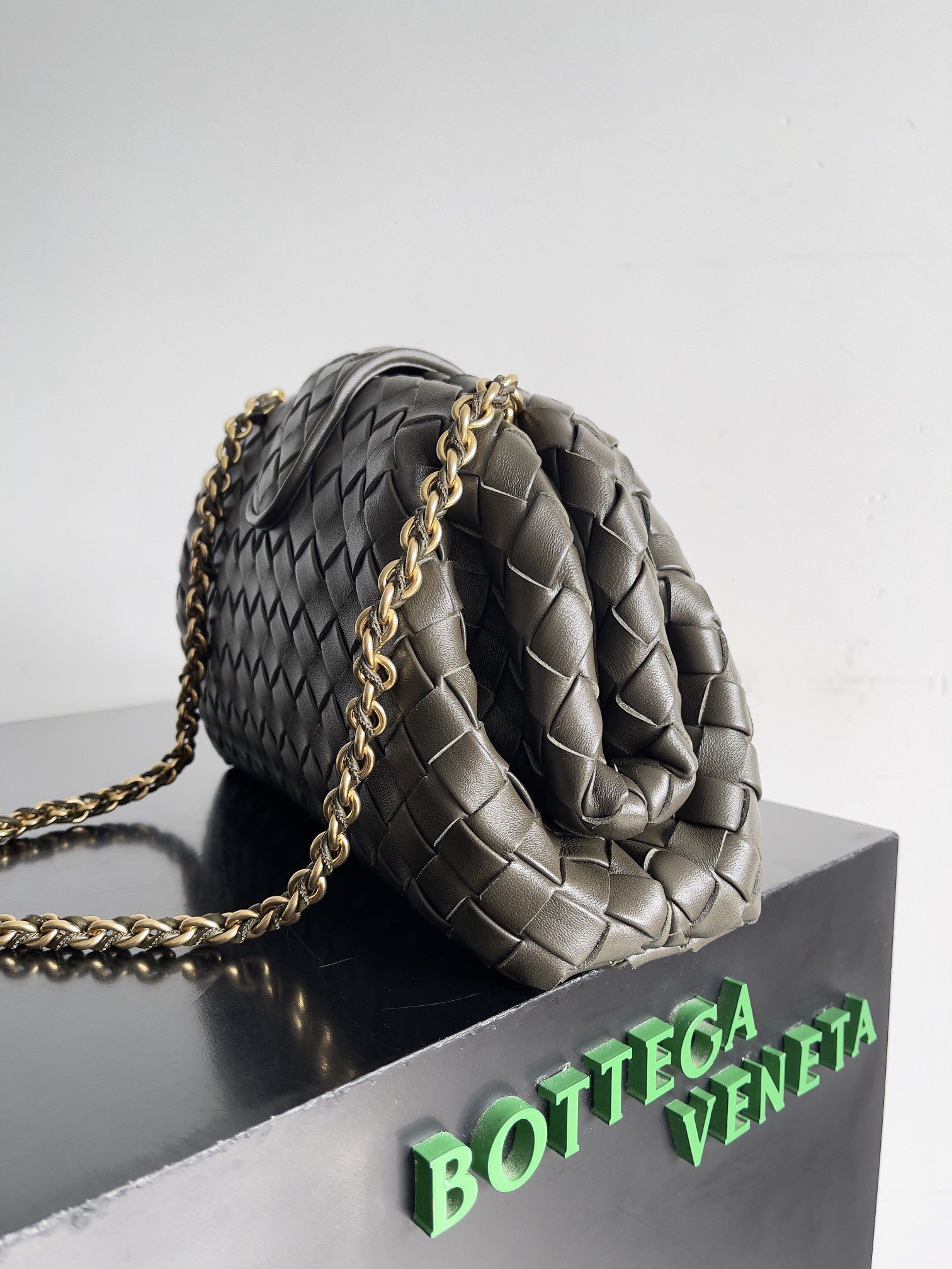 Bottega Veneta Lauren 1980 785807 Khaki Green Bottega Veneta Lauren 1980 785807 Khaki Green