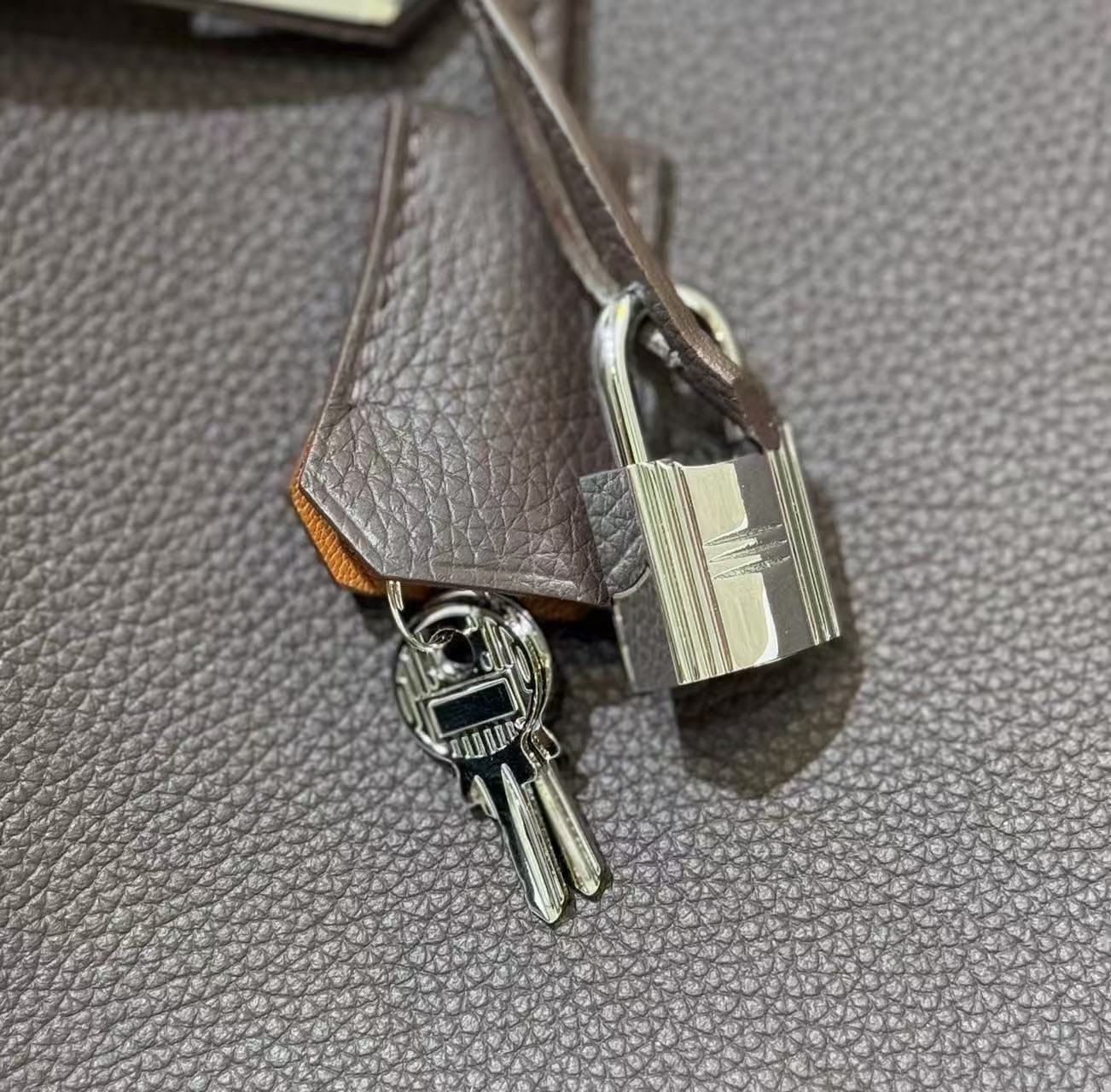 Hermes Original Togo Leather HB30O Coffee Hermes Original Togo Leather HB30O Coffee