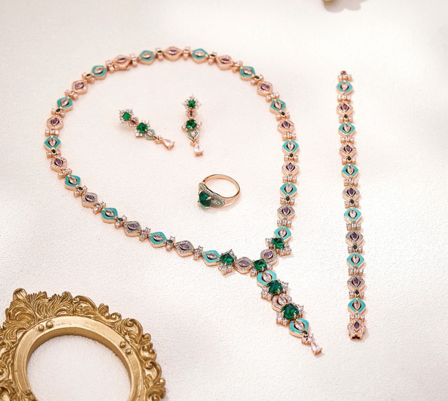 BVLGARI necklace&Bracelet&Earring&ring CE81843