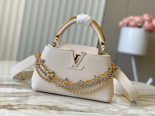 Louis Vuitton Capucines East-West Mini M26345 Vanilla