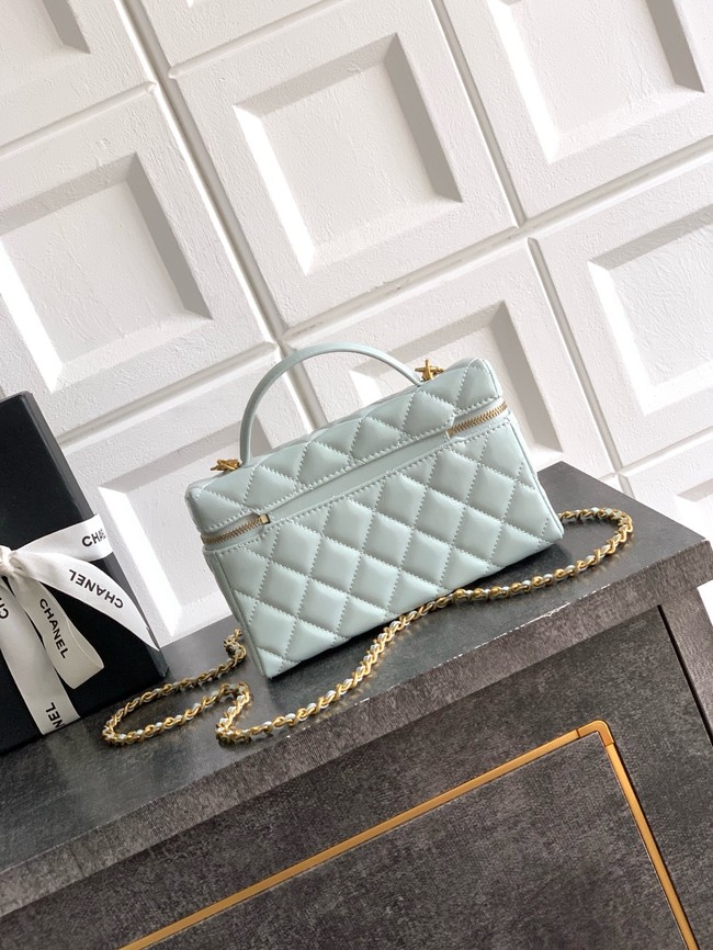 Chanel Vanity with Chain 26C Oil-tanned leather AP4936 blue