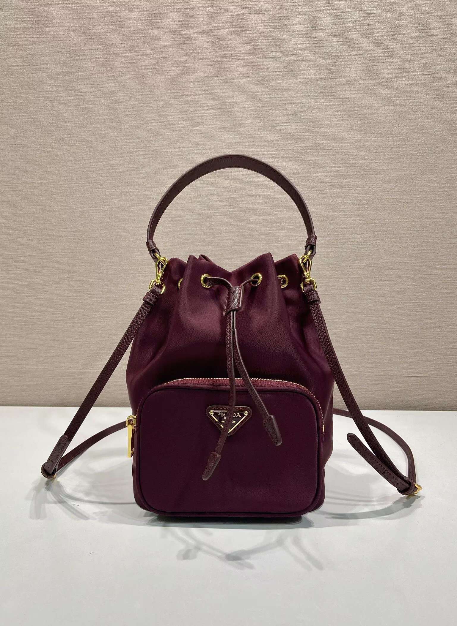 Prada Re-Edition nylon Tote bag 81166 Burgundy 