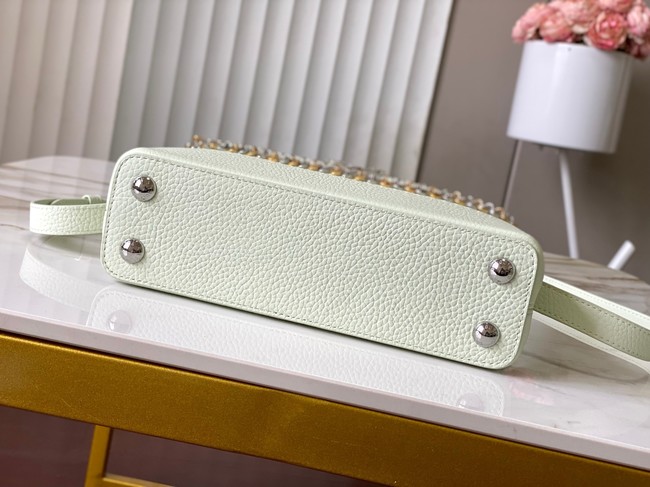 Louis Vuitton Capucines BB M18198 light green