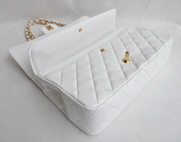 Chanel Classic 2.55 Series White Lambskin Golden Chain Quilted Flap Bag 1113